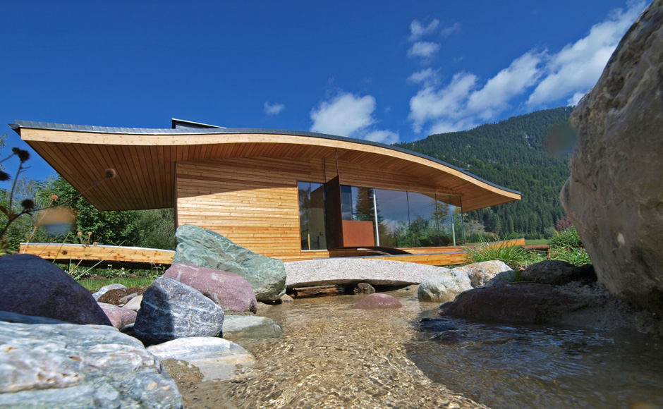 Schwimmhaus-1